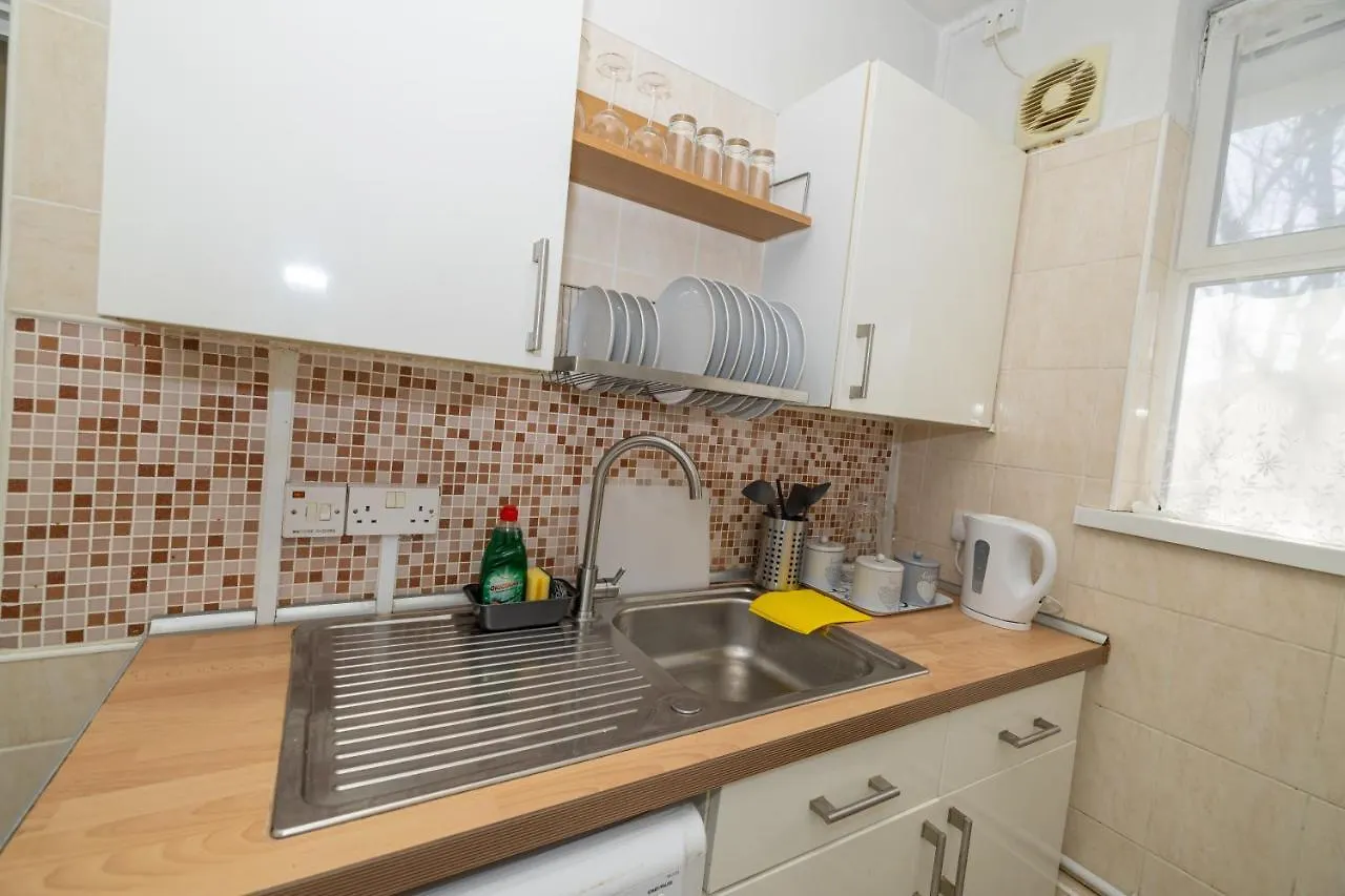 Nice Rooms Near Shoreditch London 0*,  United Kingdom